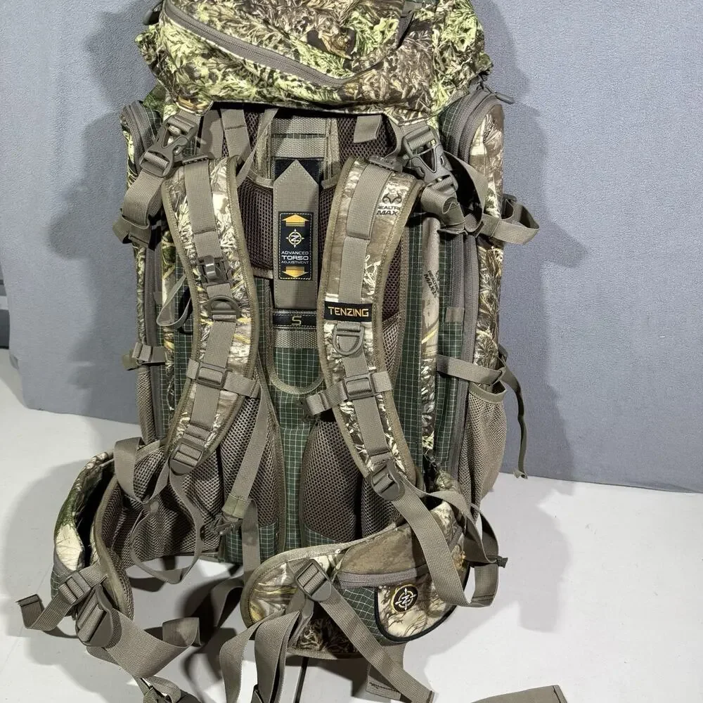 Tenzing TZ 6000 Hunting Backpack Hip Belt Padded Hydration NEW